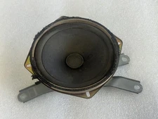 1991 1992 1993 1994 1995 1996 TOYOTA PREVIA LEFT FRONT DOOR SPEAKER 86160-28150