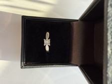 18ct White Gold Diamond.