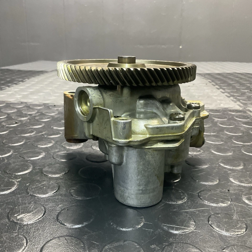 2007-2014 Volvo XC90 3.2L Engine Oil Pump Gear OEM - Image 4 of 4