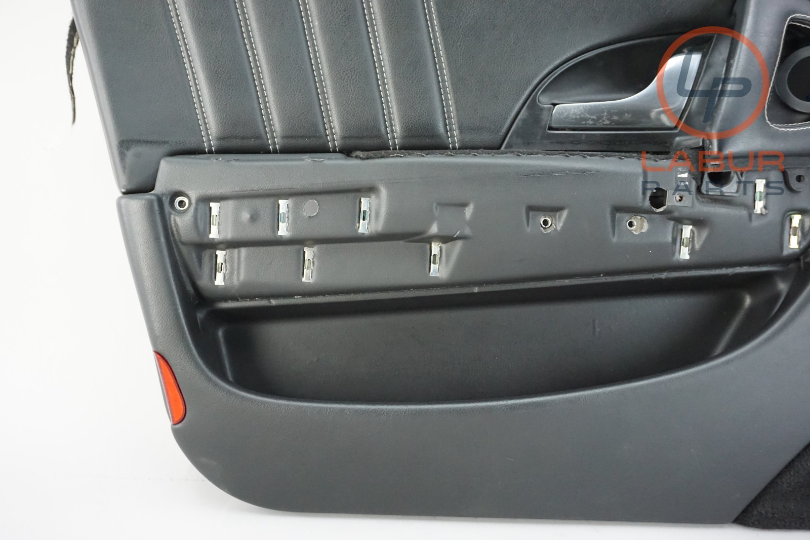 M139 03-13 Maserati Quattroporte Front Left Driver Side Door Panel Black DP491