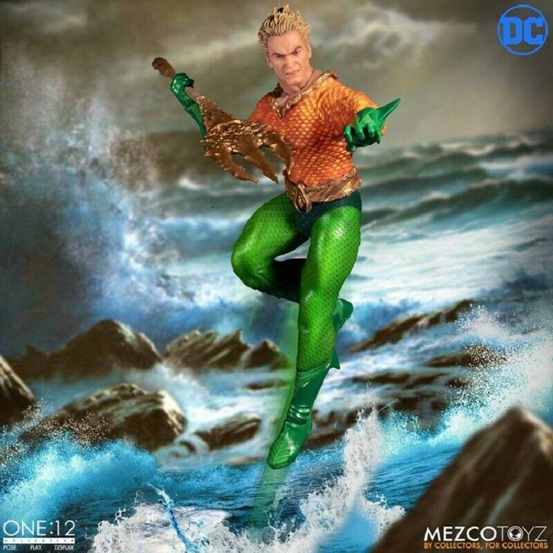 Mezco Toyz One:12 DC Comic Aquaman 1/12th Action Figure New Hot Toy In Stock