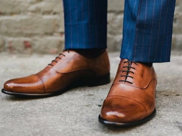 tan dress shoes