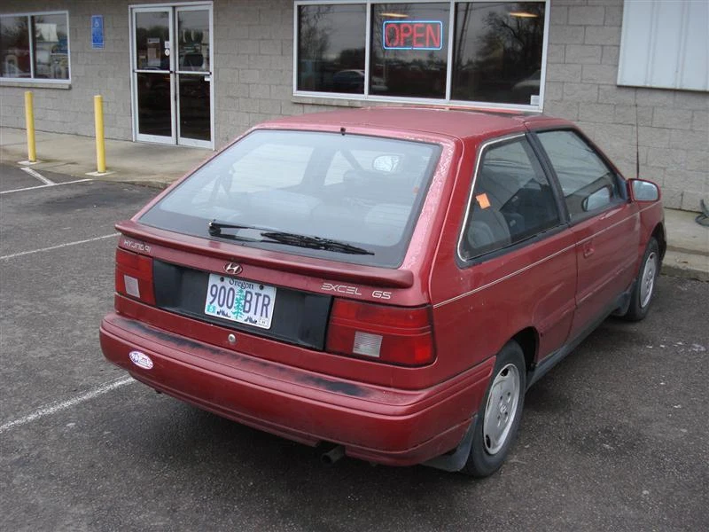 Módulo de control del motor usado (ECM) se adapta a: Hyundai Excel 1994 Mod de control electrónico Foto 2 de 4