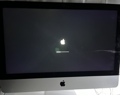 Apple iMac 21.5-Inch 4K 2015 *Bundle* - Picture 4 of 9