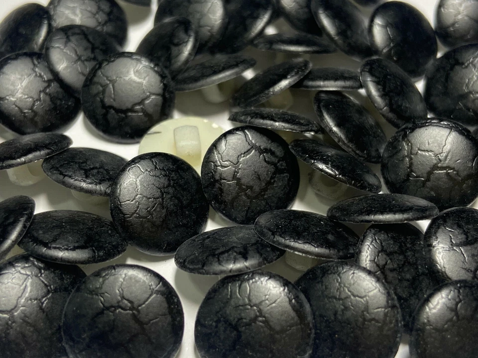 NEGRO Imitación Lagarto-Serpiente-Reptil Patrón Lavable Poli Botón 15mm 23mm Vástago Foto 4 de 4