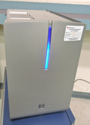 Affymetrix GeneChip Scanner 3000 7G Microarray DNA Genetics 00-0210 / POWERS UP