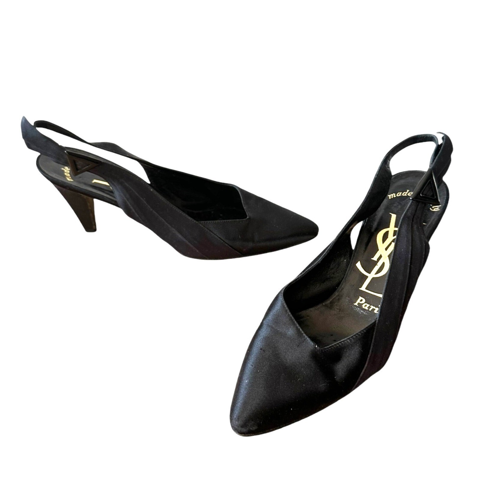 Decolte Yves Saint Laurent vintage anni 80 in raso nero taglia 7 1 2 Made i