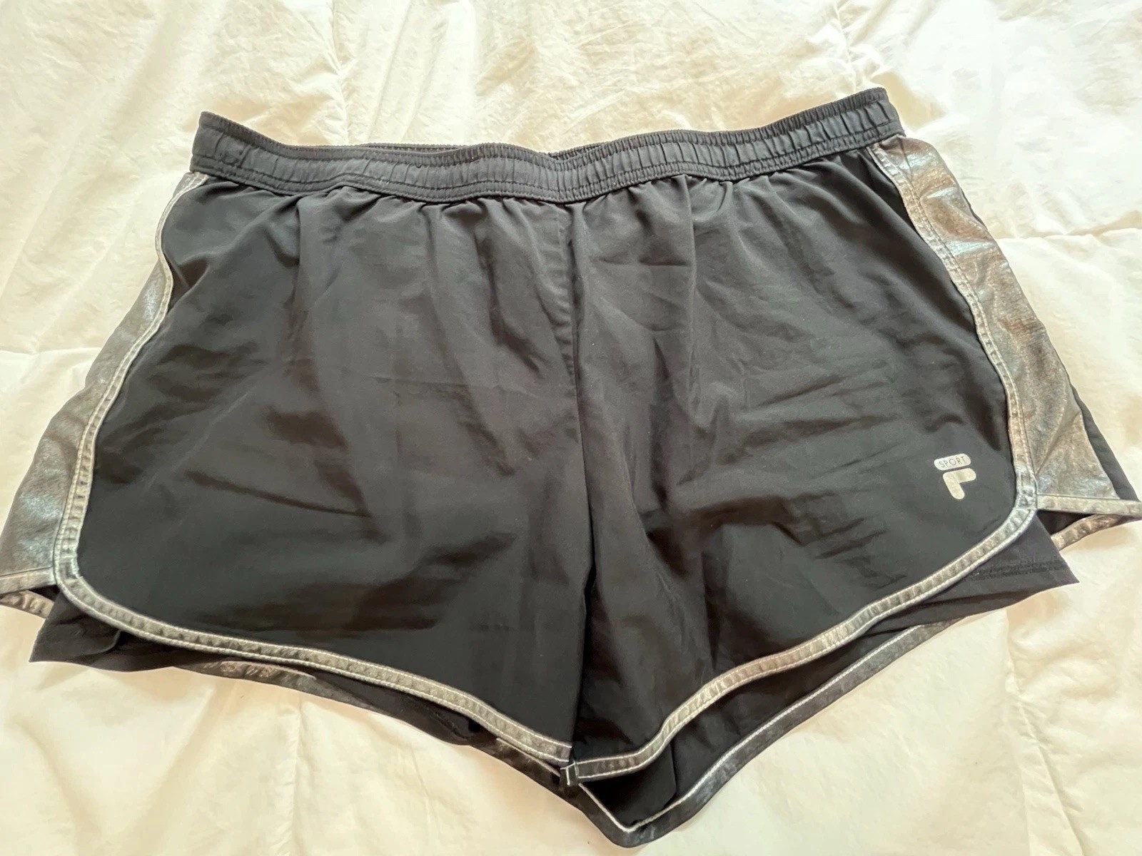 Pantaloncini sportivi donna Fila neri e argento con fodera pantaloncino attaccata taglia XL