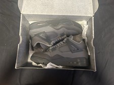 Jordan Air Jordan 4 Retro SE Wet Cement Smoke...