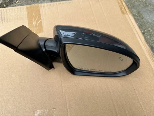 2019-21 Hyundai Tucson Mirror Assembly- Right Side w/Blind Spot OEM #87620D3AK0