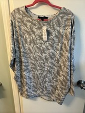 WHITE HOUSE BLACK MARKET Women  s Long Sleeve Pullover Sz Small