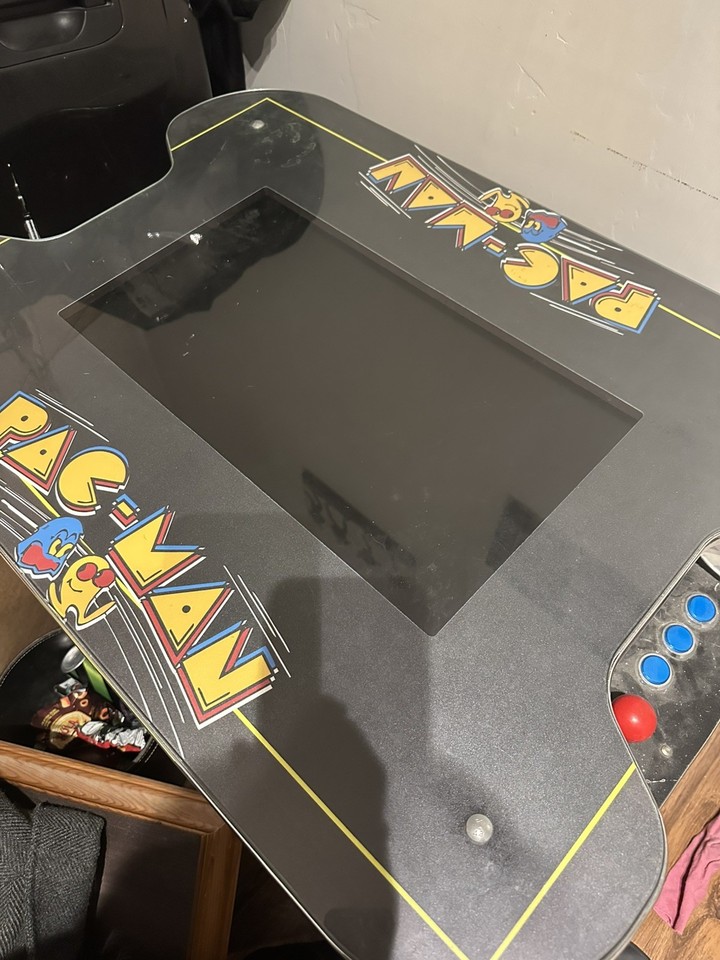 Arcade Machine Cocktail Table | 516 Retro Arcade Games | Pac Man Themed ...