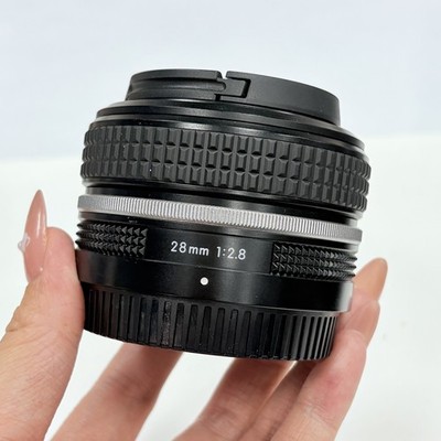 Nikon NIKKOR Z 28mm f/2.8 SE Lens with Caps for Nikon Z Mount Tested