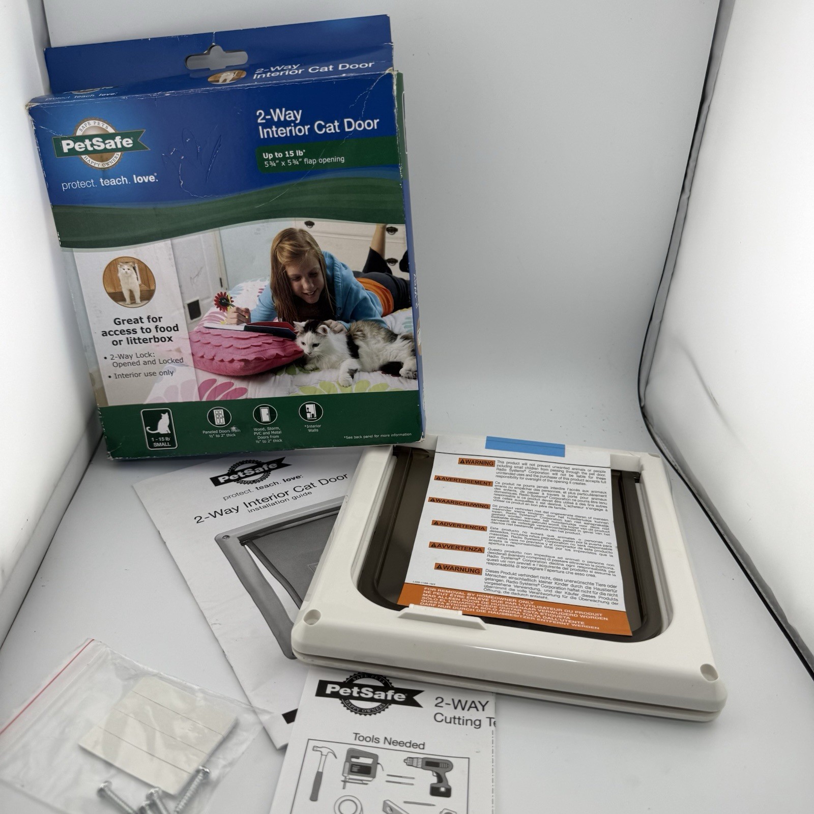 PetSafe 2-Way Locking Indoor Interior Cat Door CC10-050-11 complete, never used