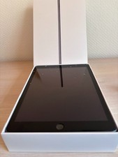 Apple iPad 8. Gen 32GB, Wi-Fi, 10,2 Zoll - Space Grau