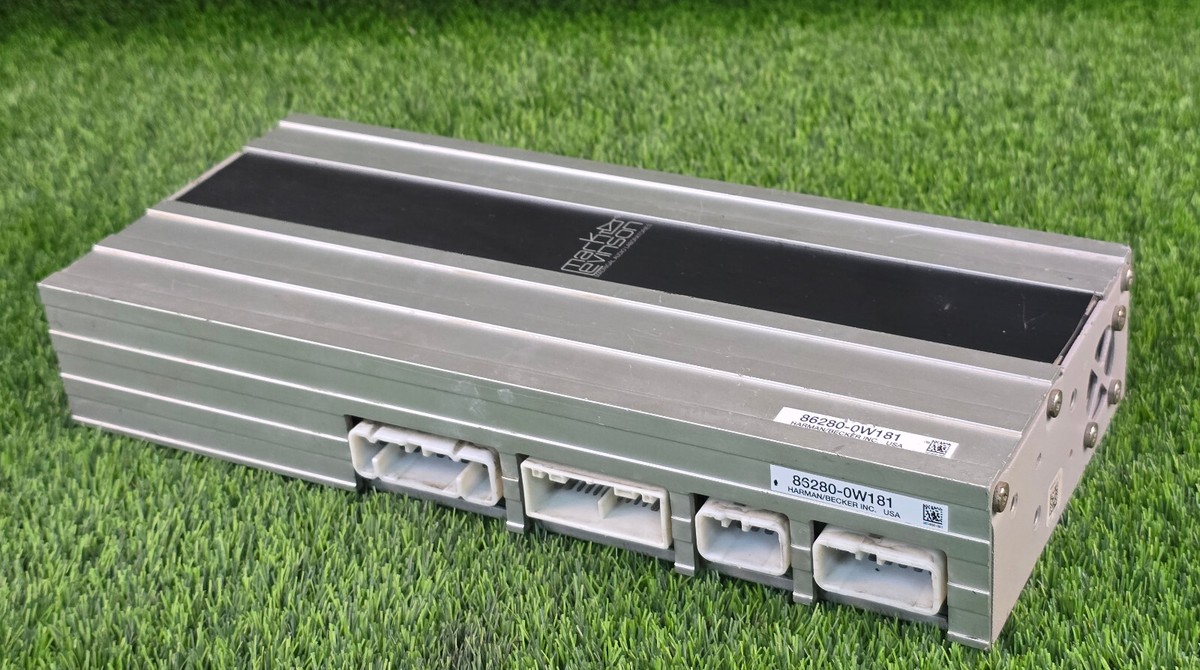 Lexus RX 2003-2009 Mark Levinson Amplifier 86280-0w181 Oem used
