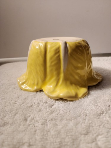 Vintage Ceramic Holland Mold (?) Yellow Cabbage Lettuce Bowl with Lid Dated 1984 - Picture 5 of 7