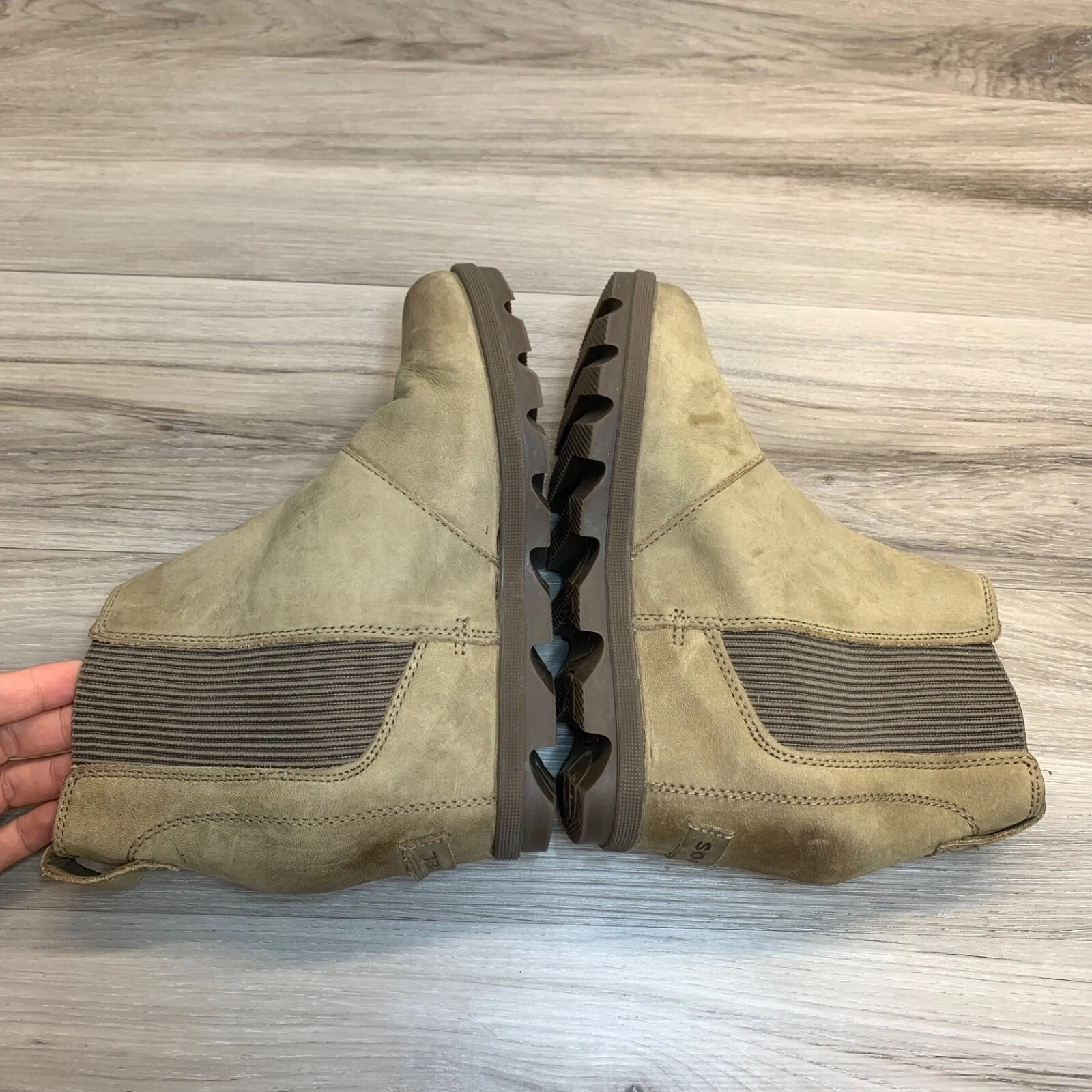 sorel joan of arctic wedge chelsea bootie boots