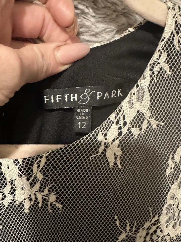 Elegante vestido negro para mujer talla 12 negro corpiño con|superposición de encaje festoneado Foto 2 de 4