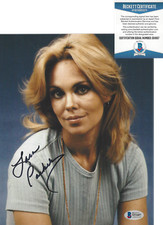 LARA PARKER SIGNED AUTHENTIC DARK SHADOWS ANGELIQUE 8X10 PHOTO B BECKETT BAS COA