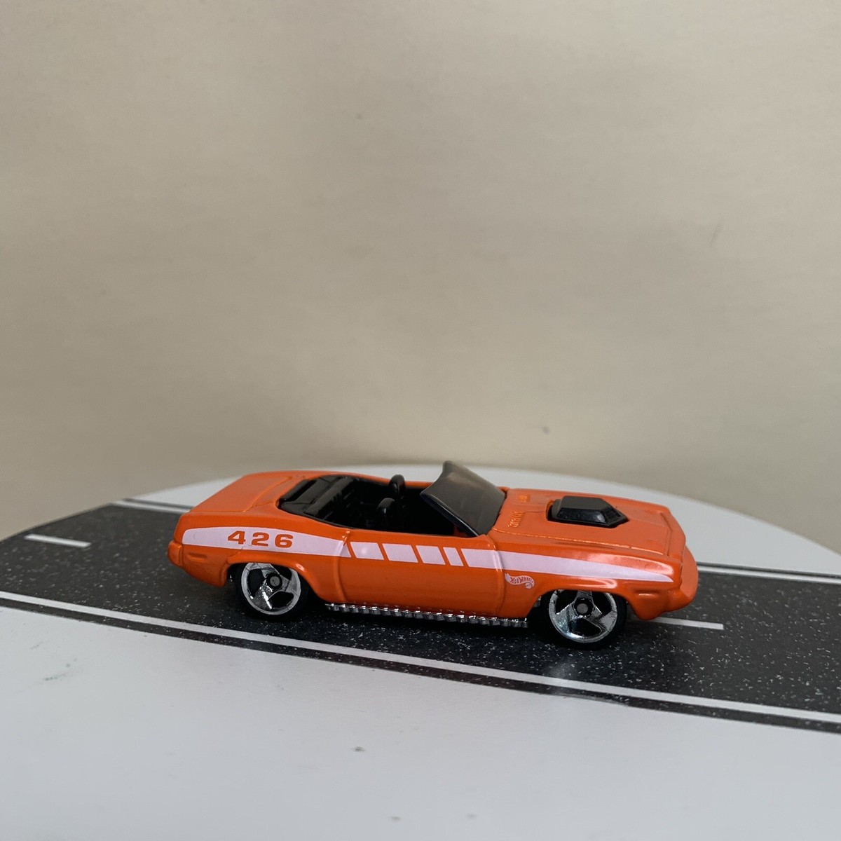 1998 Hot Wheels Collector No #1063 '70 Plymouth Barracuda Orange