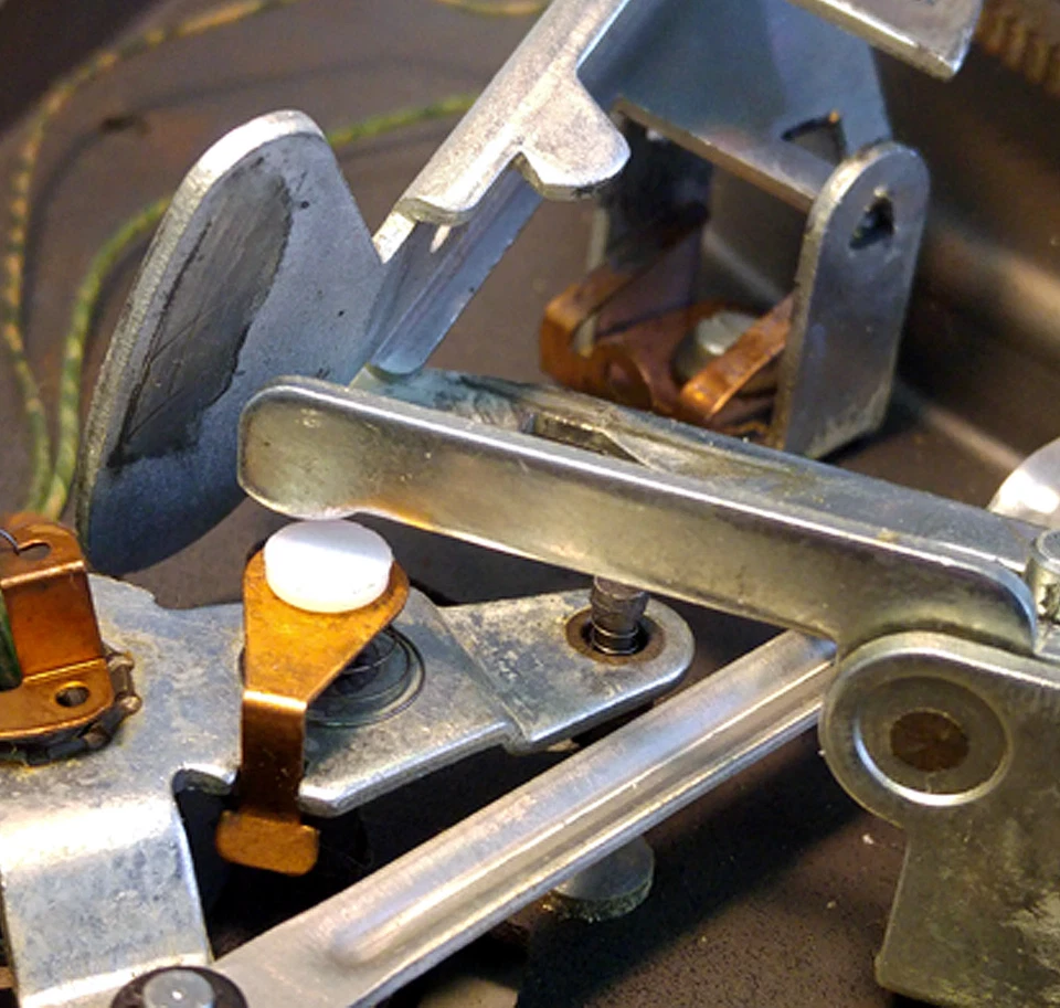 Plattenspieler Dual 1010 1015 1019 1210 1211 Steuerpimpel sehr passgenau NEU! - Bild 3 von 4