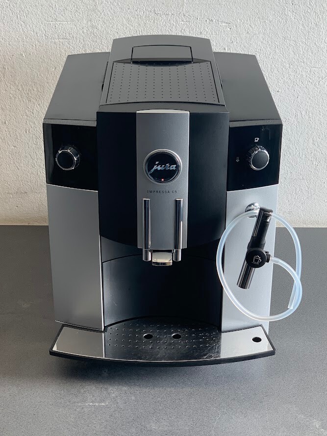 Jura Impressa C5 generalüberholt Kaffeevollautomat 12 Monate Gewährleistung