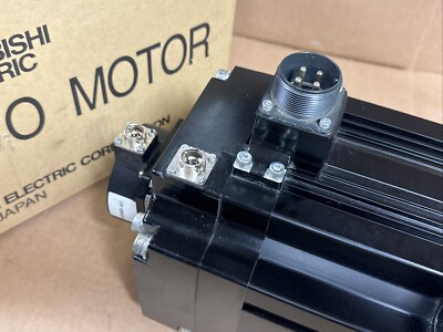 NEW Mitsubishi HF354BS-A48 AC Servo Motor 3.5KW HF354BS NEW Mitsubishi HF354BS-A48 AC Servo Motor 3.5KW HF354BS