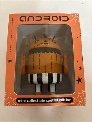 Android Mini Collectible 2013 Halloween Special Ed. - Trickertreat by Gary Ham