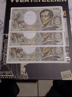 France: lot de 3 billets 200 francs montesquieu 1983/1983/1989