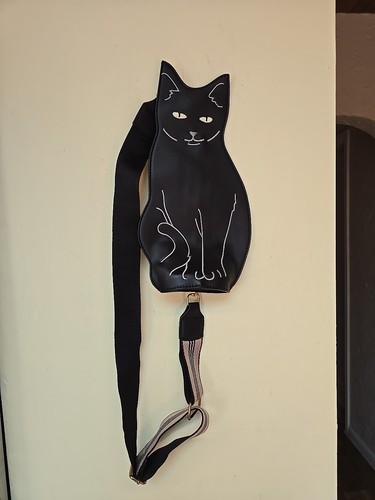 Black Cat Crossbody Purse Bag Embroidered Faux Leather Bag. Super Cute