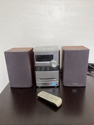 Sony CMT-NEZ30 Stereo CD Cassette Tape AM FM Mini Micro HiFi Component System