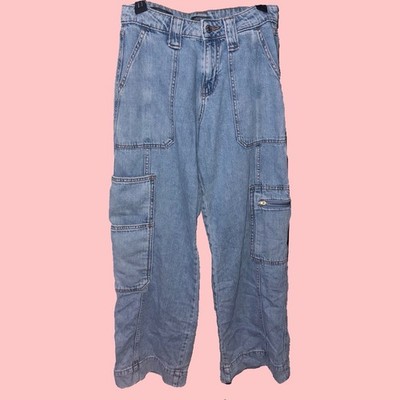 Women's Blue Light Wash Denim Cargo Pocket Jeans High Rise Relaxed Wide-Leg