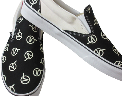 Vans Men\'s Classic Slip On Circle V Black Marshmallow Canvas Shoes Sizes NIB Vans Circle Vee SE Suede Black/Marshmallow Sneakers Low-Top  main image 4
