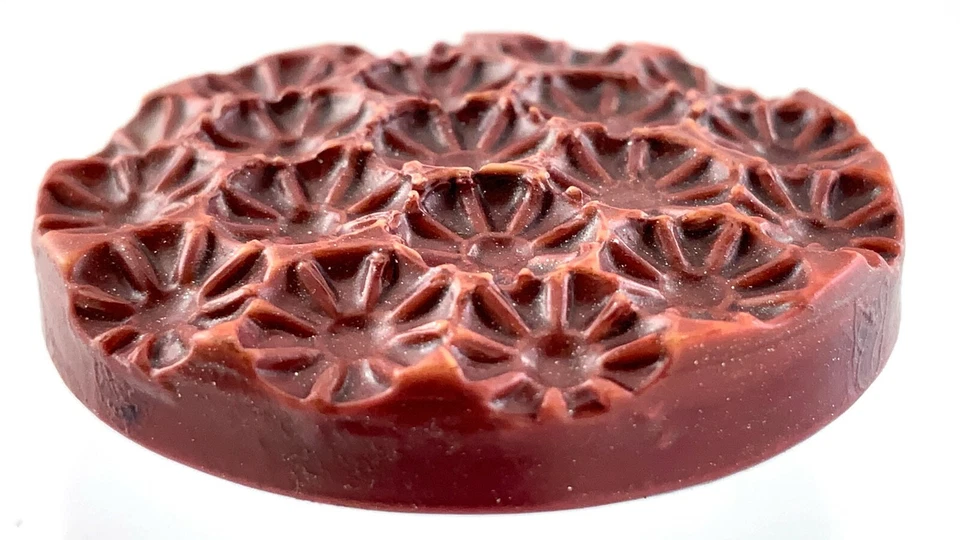 Vintage Molded Red Color Plastic Garment Button Size 1.25in Floral Pattern 935A - Image 3 of 4