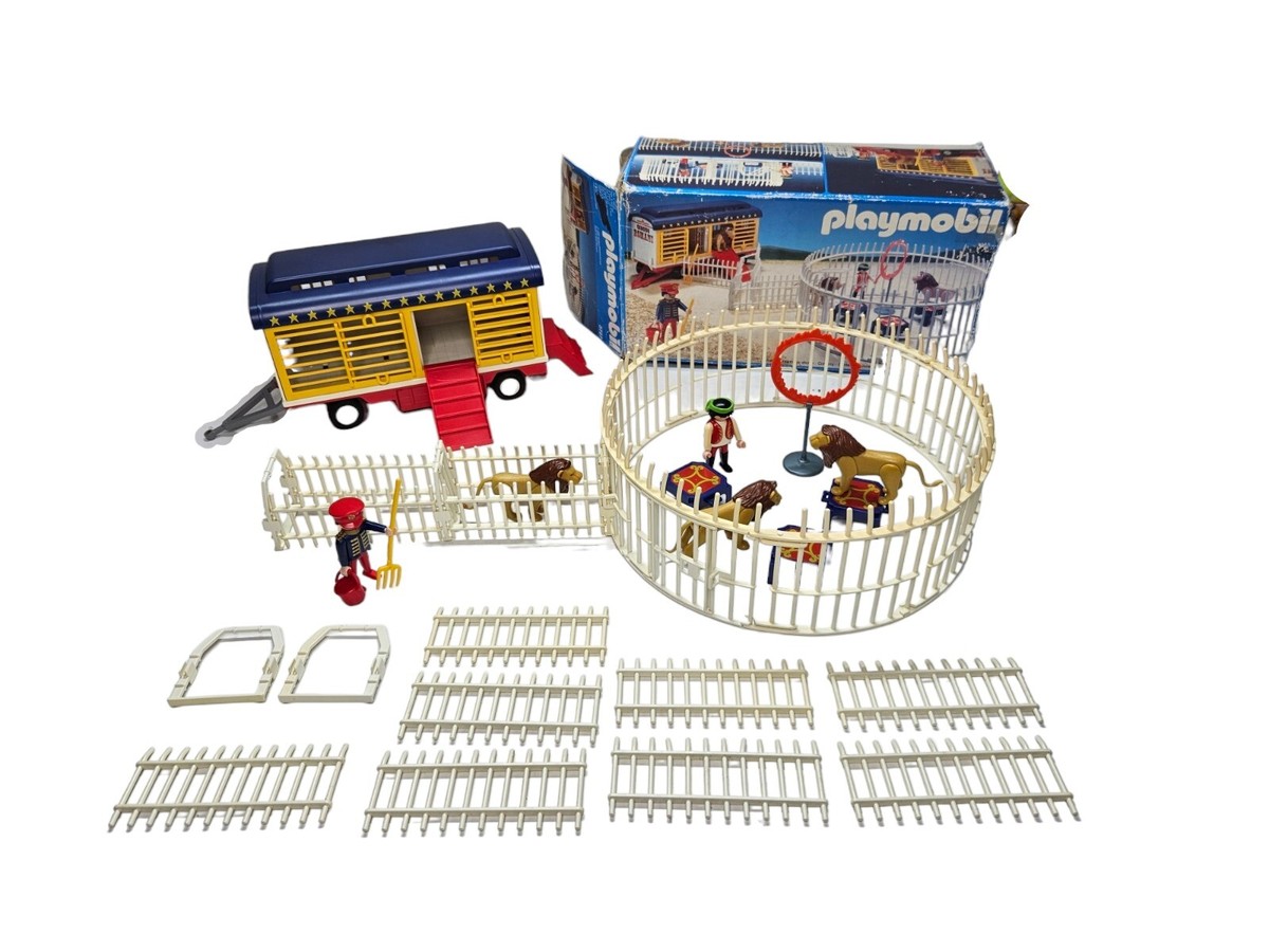 Vintage Playmobil 3727 Lion Tamers Romani Circus Trailer Near