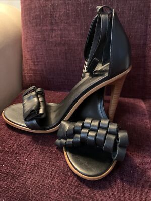 NEW TIBI BLACK LEATHER STILETTO SANDAL RUCHED RUFFLED TIERED SHOES SZ 38  1/2