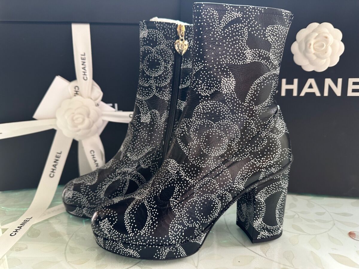 New 23K Chanel CC Black White Camellia Platform Short Boots New 23K Chanel CC Black White Camellia Platform Short Boots