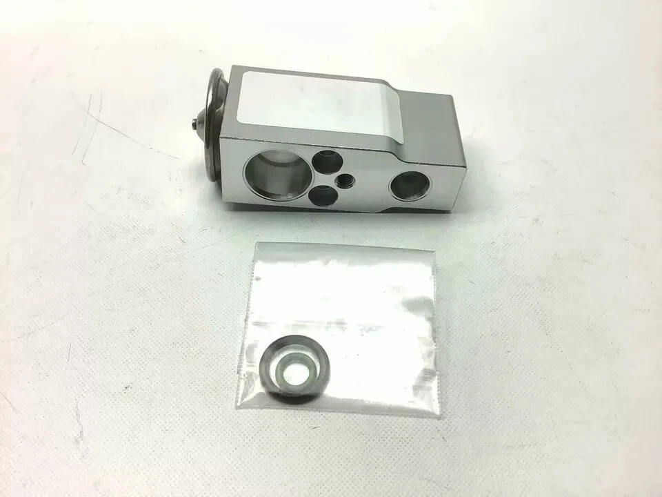 Tough Automotive Air Conditioner Expansion Valve Module Durable Assembly T39332 - Image 2 of 4