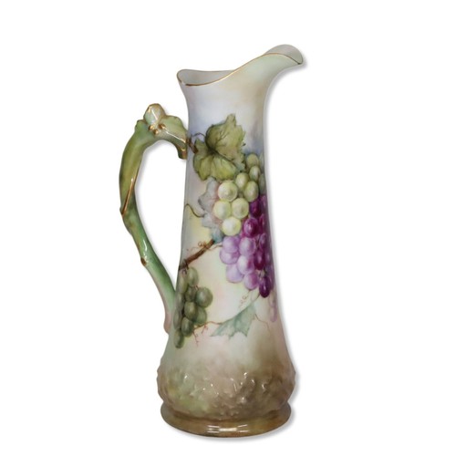 Tressemann Vogt TV Limoges 12.5” Ewer Pitcher HP Grapes Leaf Handle Signed 1903 - Picture 4 of 8