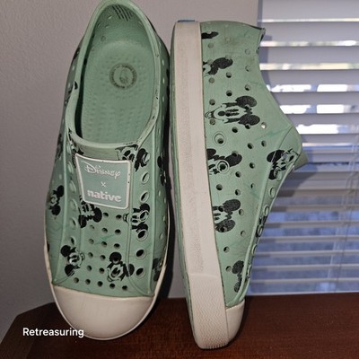 Disney X Native Child's Size C12 Mickey Mouse Teal Shoes Lightweight Breathable 