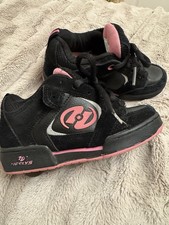 Heelys Black Pink Suede Logo Wheeled Sneakers Girls Size 2/Boys 1 Athletic Shoes