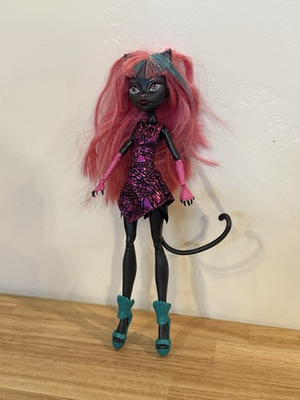 #ad Monster High 11quot; Doll Mattel Catty Noir Boo York Boo York City Schemes Doll $36.00