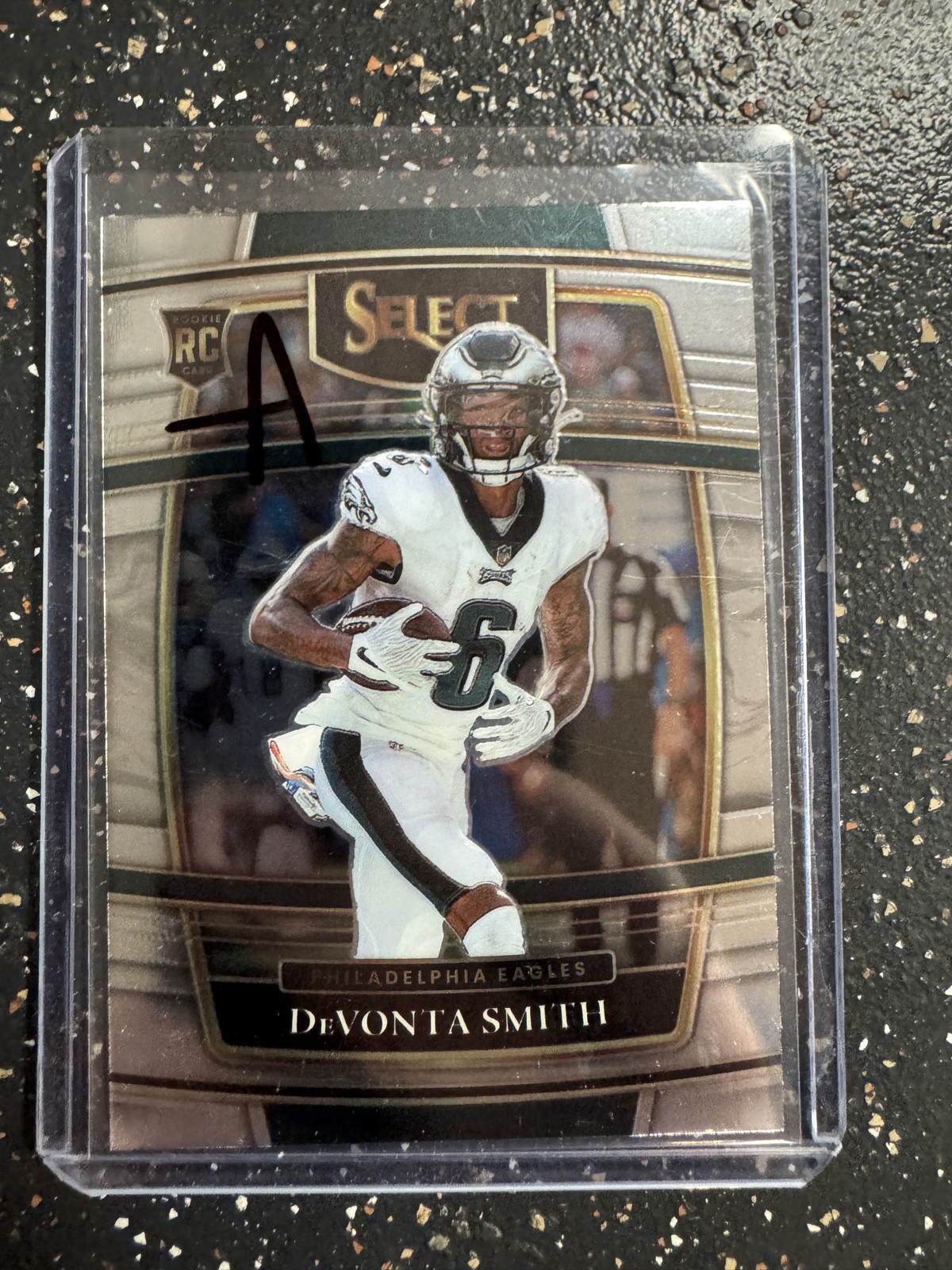 2021 Panini Select - Concourse Devonta Smith #49 (RC)