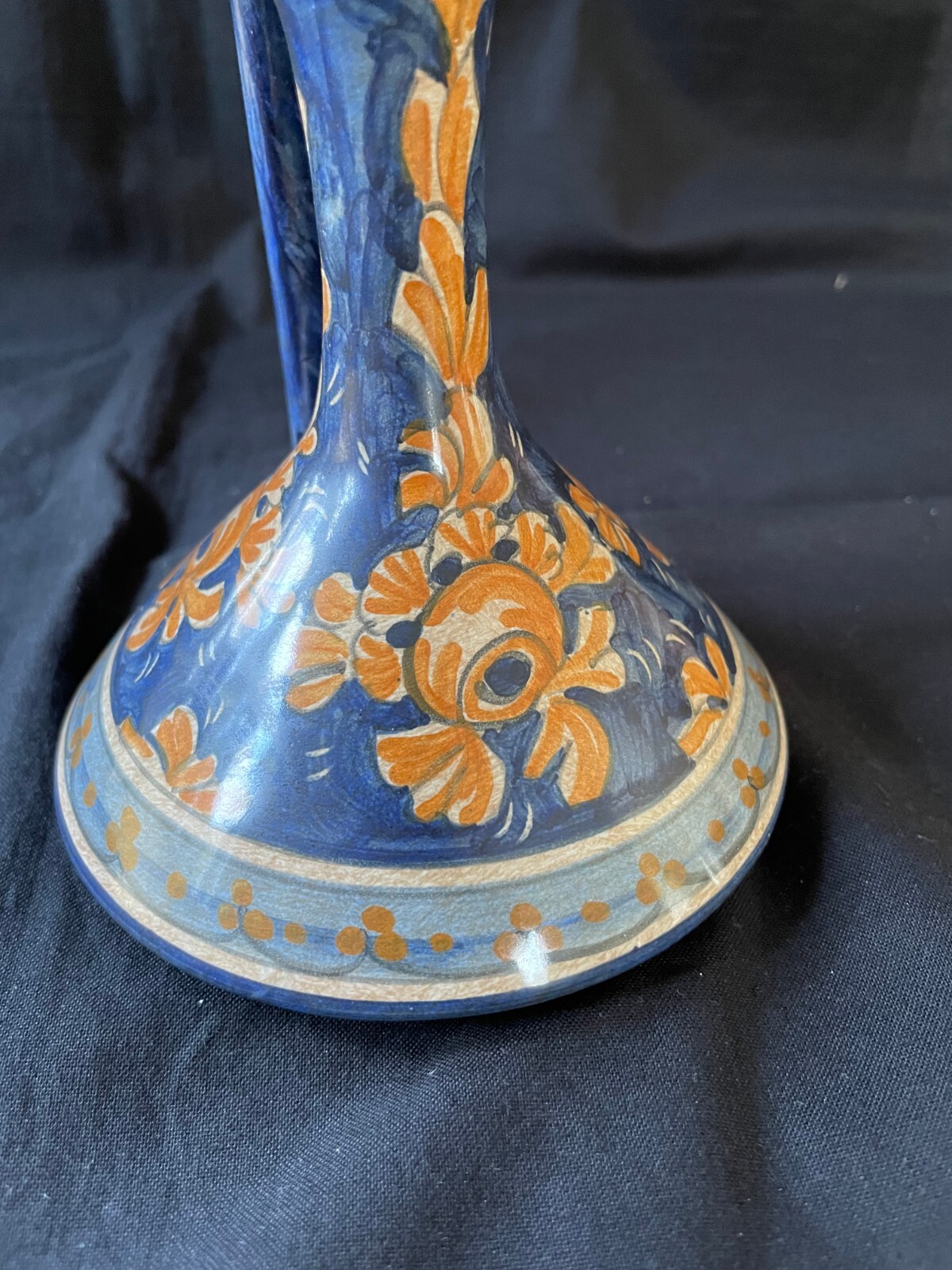 Cruche en cuivre signée par Jean-Paul theveunot Doré - Vendu