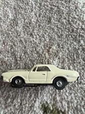 Vintage Aurora Thunderjet: Beige Cougar