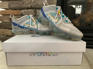 vapormax in box