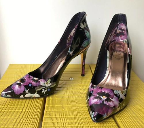 Ted Baker 'Savei' Pointed Toe Court 