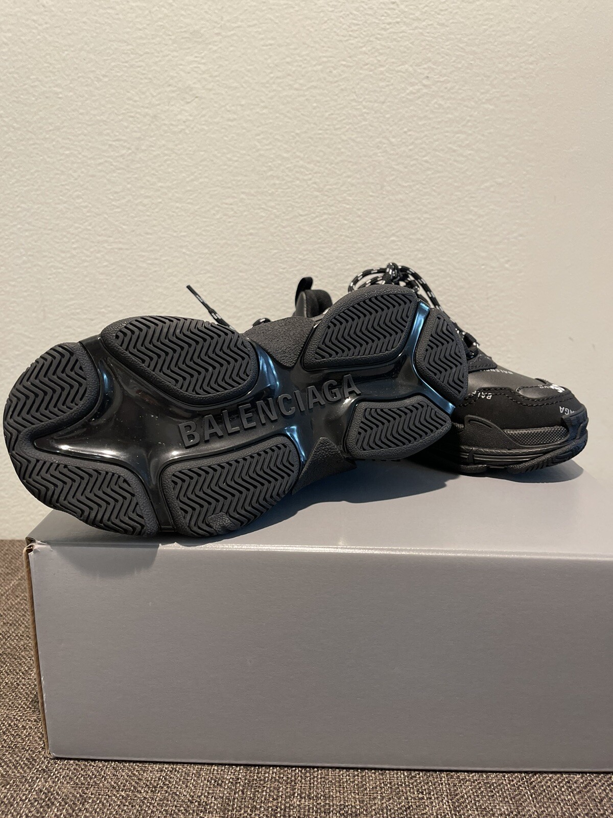 Balenciaga Triple S Sneaker little kids Size 30EU 12.5US image 8