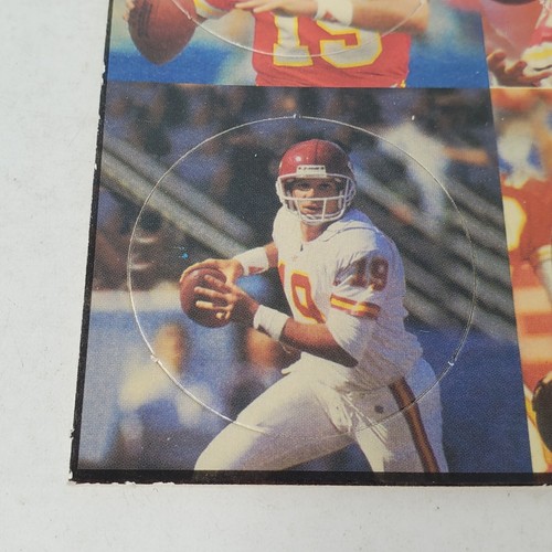 Juego de tarjetas sin perforar de colección de los Kansas City Chiefs mariscal de campo Joe Montana Pogs década de 1990 - Imagen 8 de 9